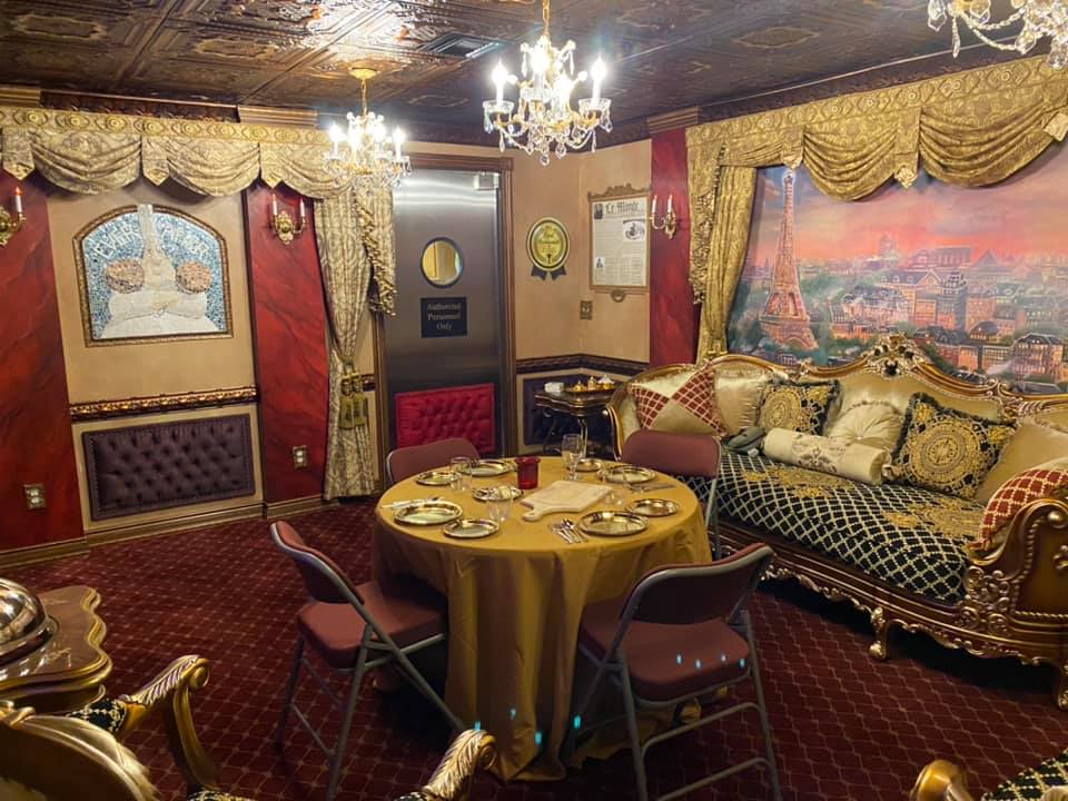 vacation home rental near disney and orlando with ratatouille inspuired gusteau's dining room